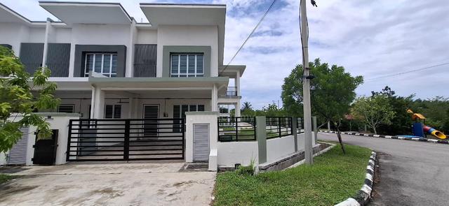 CORNER LOT BESAR 2700SQFT | Next Playground & Court | GUARDED | 4R3B 1