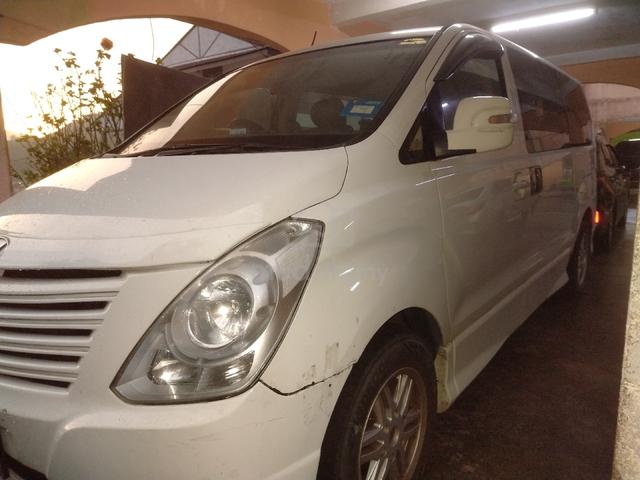 2010 Hyundai GRAND STAREX 2.5 ROYALE (A) - 3