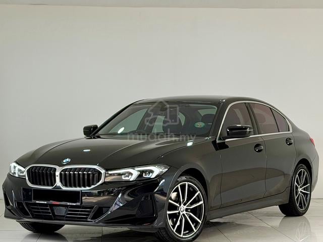 ONLY 6K KM LIKE NEW 2025 Bmw 320I M SPORT 2.0 LCI2 - 1