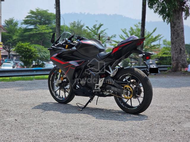 2023 Honda CBR150 ( 27K KM & 99% NEW ) FULL LOAN - photo 3 of 10