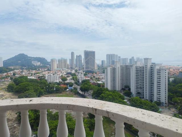 Grand View 1