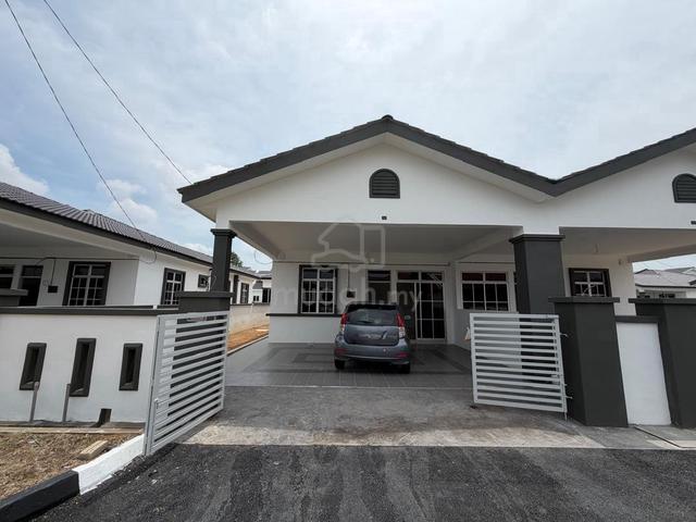 Zero Down Payment |Rumah Semi D Baru 1