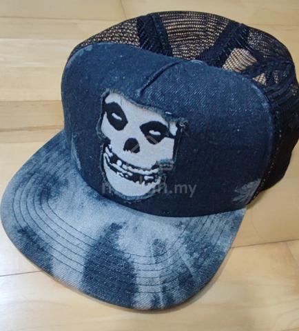 thumbnail image 2 of Misfits Trucker Hat – Black, Adjustable, Men’s, Rock Theme 2 of 4