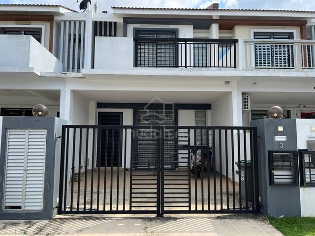 Rumah Sewa Meridin East Pasir Gudang|4R3B|Siap Langsir Hood Oven 1