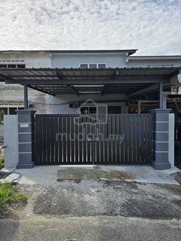 Fully renovated double storey  Taman PD Utama 1