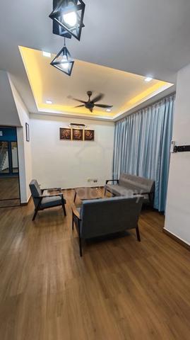 2.5 Storey House Freehold Bumilot Fully Renovated Near Tuas 1