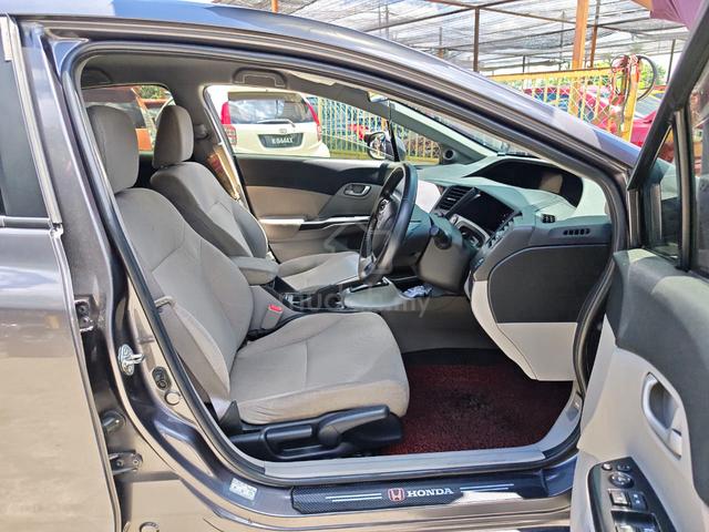 2015 Honda CIVIC FD 1.8 (AUTO) - 4