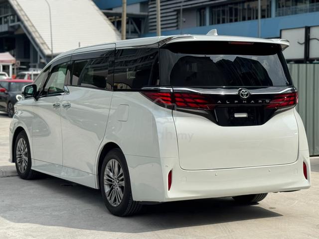 2023 Toyota ALPHARD 2.5 Z / SIDE STEP / SUNROOF - 2