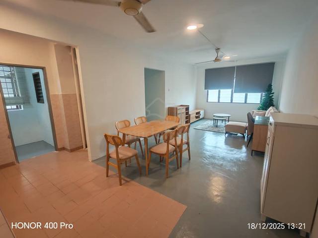 Putra Permai Block B 1