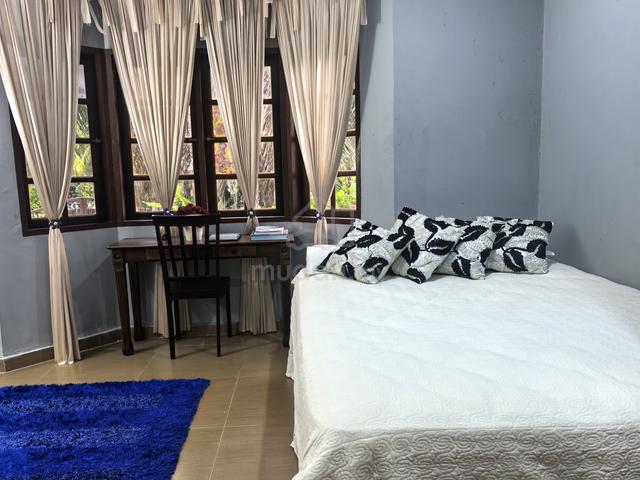 Bilik untuk Disewa 1