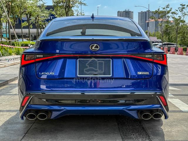 2021 Lexus IS300 2.0 F-Sport ModeBlack directowner - 4