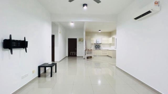 V-Residensi 1