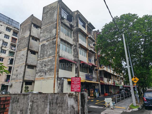 Taman Air Itam 1