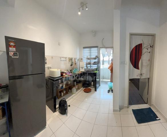 Town house for rent at Jalan Villa Kesuma 3, Bandar Tasik Kesuma 1