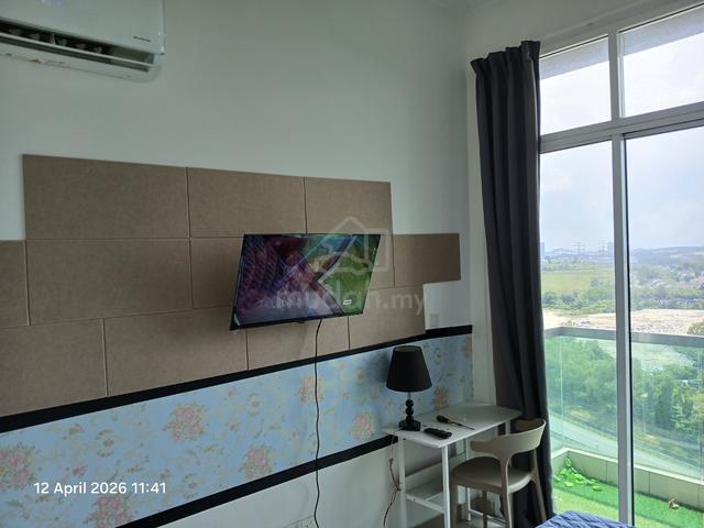 Saville D Lake Puchong Female Unit - Room For Rent (Utility Included) 1