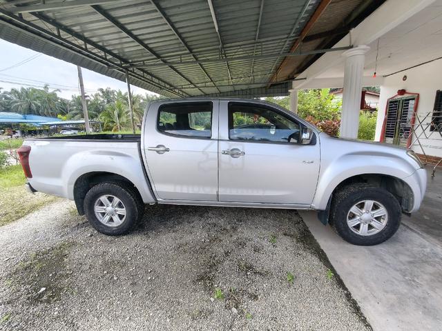 2015 Isuzu D-MAX 2.5 4X2 MY2013 (M) - 3