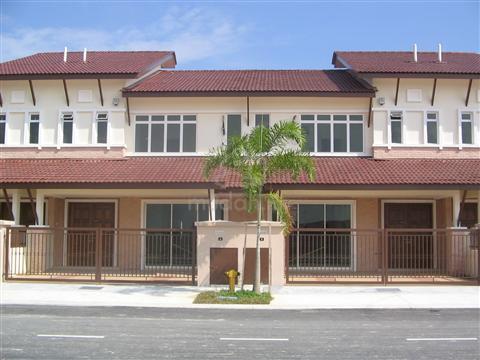 Double Storey Terrace House Taman Seri Sungai Long 1