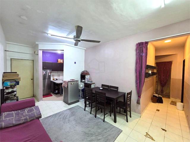Apartment Komuter Raya 1