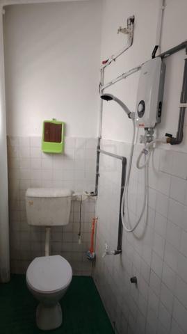 Hostel / Asrama (8 Rooms) Jalan Kebun Teh Lama, JB Disewa 1