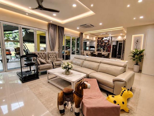 Klang Bandar Botanic Freehold Corner 3storey Terrace Landed Renovated 1