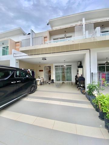 Near Tuas checkpoint / Aspira Lakehomes / International School /medini 1