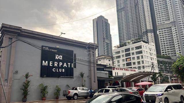 Premium Commercial Bungalow / Cafe / Coffee Kiosk Next to TRX & MRT! 1