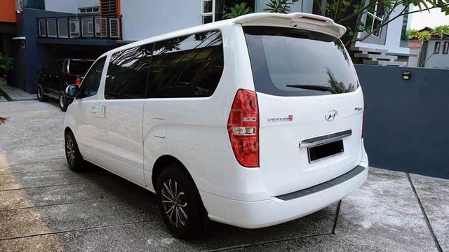 2019 Hyundai GRAND STAREX 2.5 EXECUTIVE PRIME - 2