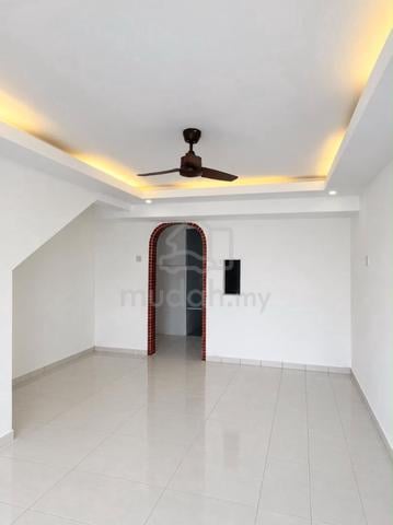 Jalan ciku 4, kota masai, double storey lowcost, renovated, full loan. 1