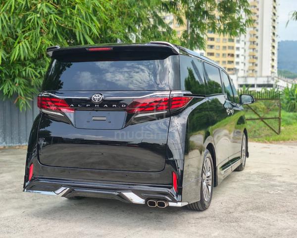 MERDEKA SALES 7000KM 2025 Toyota ALPHARD 2.5 Z (A) - 2