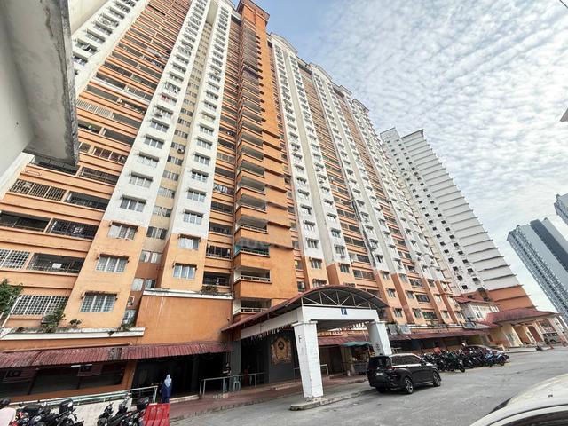 Flora Damansara 1