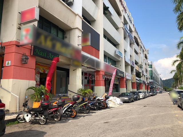 Ground Floor Shoplot for Rent at Krystal Point | Main Road Frontage 1