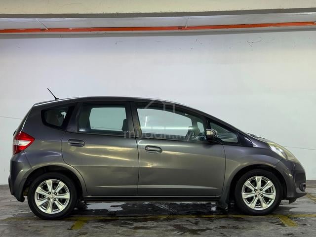 2014 Honda JAZZ 1.5 S (A) WHOLE SALE - 4