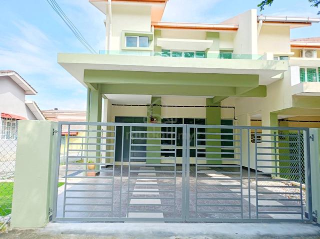 HOT END LOT & EXTRA LANDS Double Storey Terrace Taman Cempaka Height 1