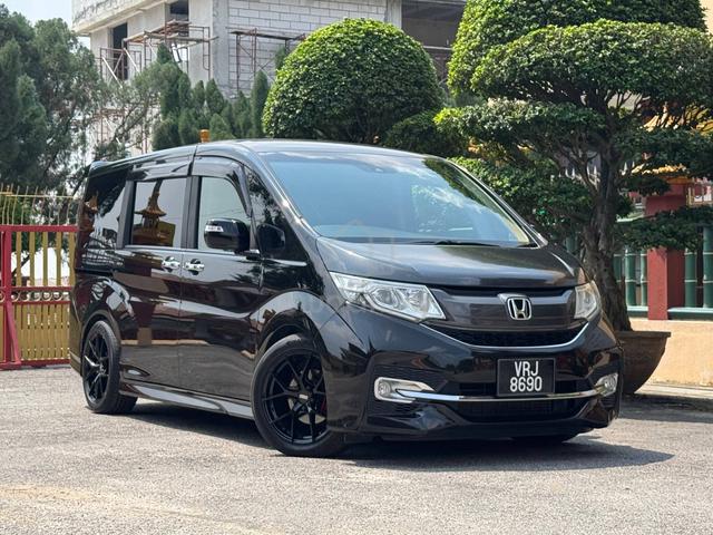 2017 Honda STEPWAGON 1.5 SPADA (A) - 1