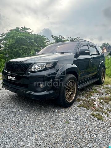 2014 Toyota FORTUNER 2.7 V TGN51R (A) - 2