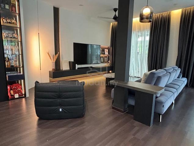 Renovated 22x75 Bandar Puteri Klang Jalan Sanggul Double Storey House 1