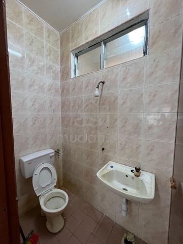 Bukit Ubi Single Storey House For Rent 5