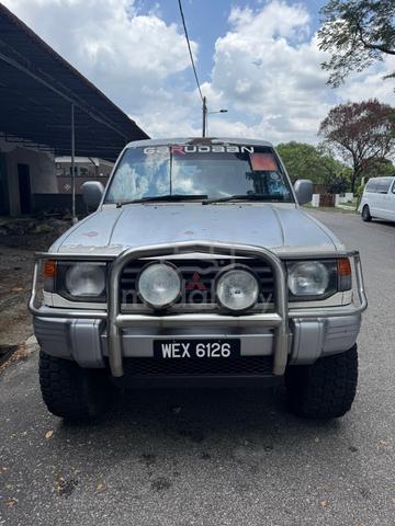 1996 Mitsubishi PAJERO 2.6 (A) Manual Transmission - 1