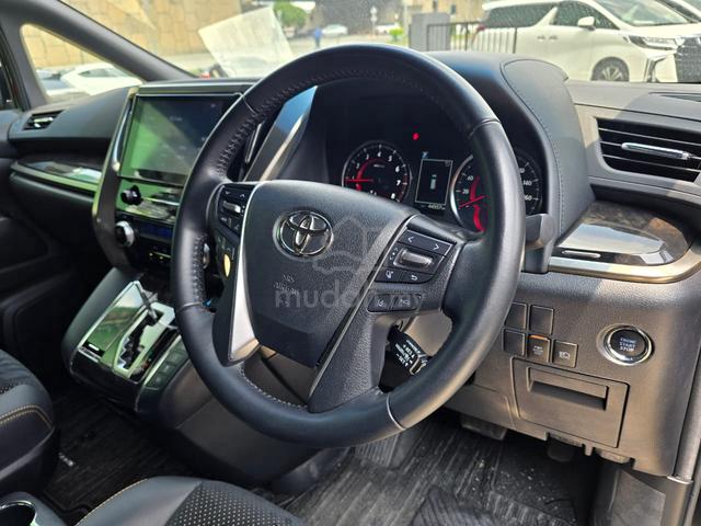 2021 Toyota Vellfire Golden EYE - 2
