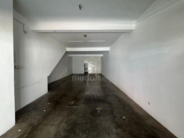 KEPALA BATAS Kompleks Dato' Kailan Ground SHOP LOT FOR RENT 1