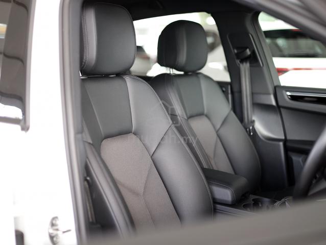 2023 Porsche MACAN 2.0 SPORT CHRONO PANO ROOF - 4