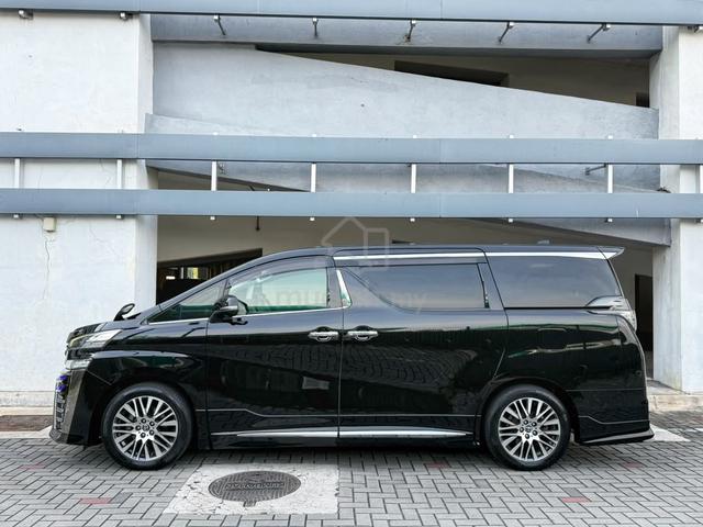 Toyota VELLFIRE 2.5 ZG PILOT SEAT FACELIFT 360 CAM - 4