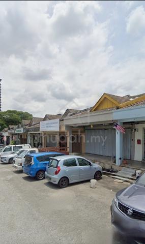 Single Storey factory/warehouse Bukit Puchong for rent 1