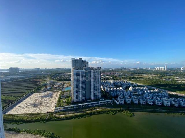 For sale Lakefront Homes Cyberjaya 1