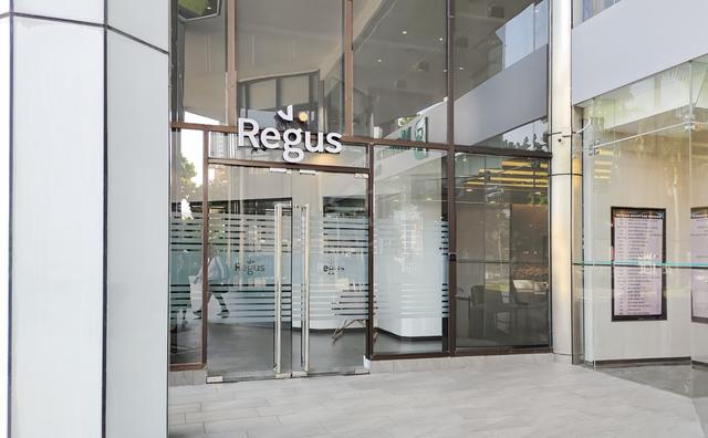Access to professional office for 2 persons in Regus Menara Boustead 1