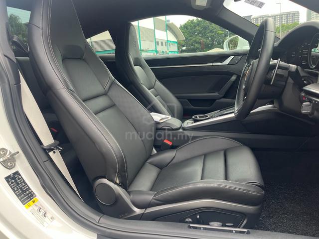 2022 Porsche 911 3.0 CARRERA (5k Milleage) - 5