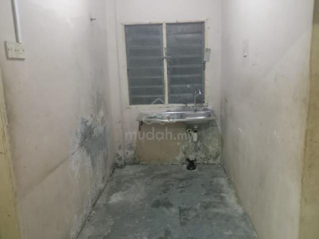 Kulim Square Flat 5