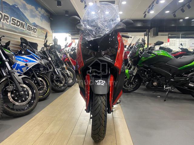 Yamaha XMAX 250 Forza End Year Stock Clearance Now - photo 3 of 10