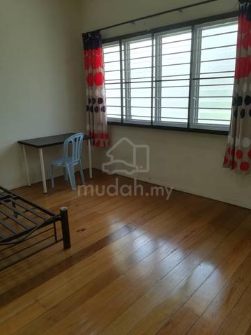 Taman FairPark, walking distance to Ipoh Hospital(HRPB) and Unikl 2