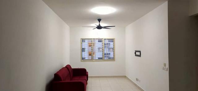 De Bayu Apartment 1